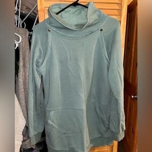 Latched Mama Harbor Snap Nursing Pullover Medium